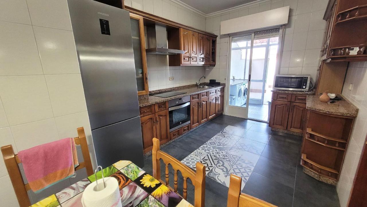 Ferienwohnung El Hogar De Todos Ourense Exterior foto